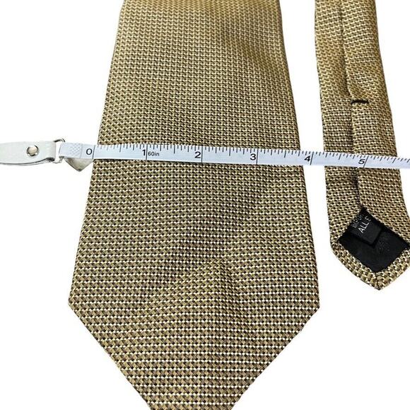 Jos A Bank Signature Collection Mens 100% Silk Gold Mens Neck Tie 59" x 4" - Picture 5 of 16